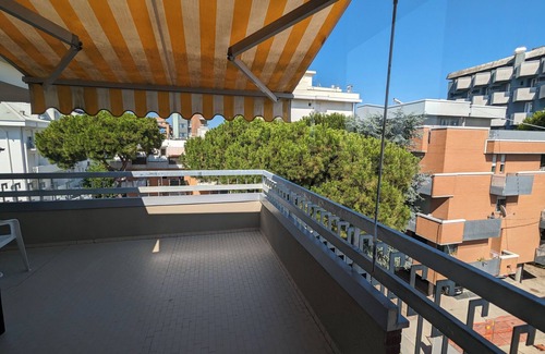 Igea Marina Apartment | Apartment in private cottage 70m from the sea, two minutes walk to the center