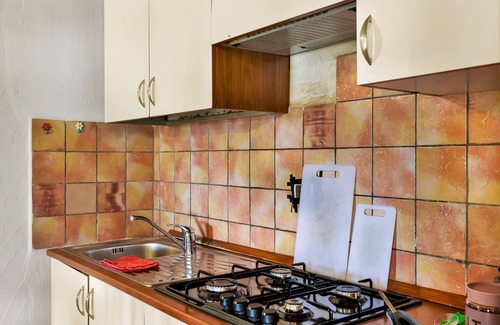 Loiri Porto San Paolo Apartment | Apartment Casettina with A/C, Balcony & Garden