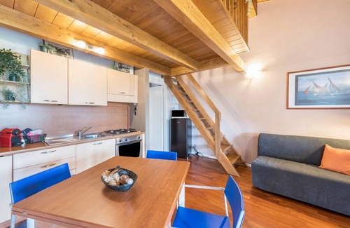Crociale Apartment | Apartment 'Residence La Piopa' with Mountain View, Wi-Fi and Air Conditioning