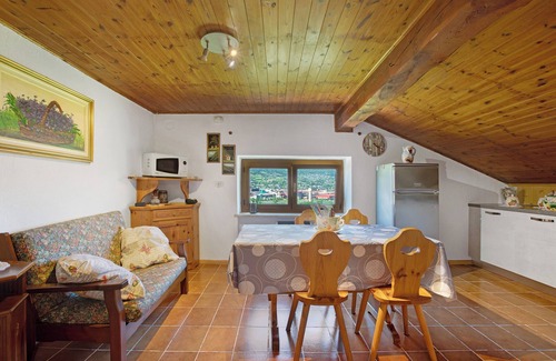 Pont Suaz Apartment | Apartment 'Emilia' with Mountain View, Private Garden and Wi-Fi