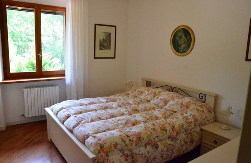 San Severino Marche House | Apartment in the countryside with the use of the vegetable garden and space for your animals