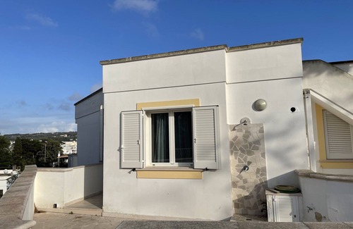 Santa Maria di Leuca Condo | Apartment in Leuca with sea view, just a few minutes' walk from the beach