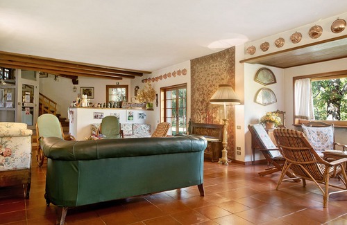 Santo Stefano dʼAveto Apartment | Apartment "Agriturismo La Casa sul Poggio - Maggiorasca" with Private Terrace, Shared Pool