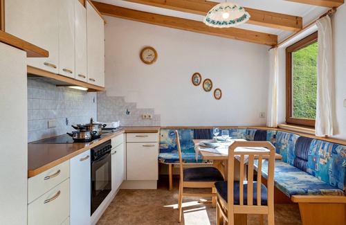 Cadipietra Apartment | Apartment "Glocklechnhof Sternenhimmel" with Mountain View, Balcony & Wi-Fi