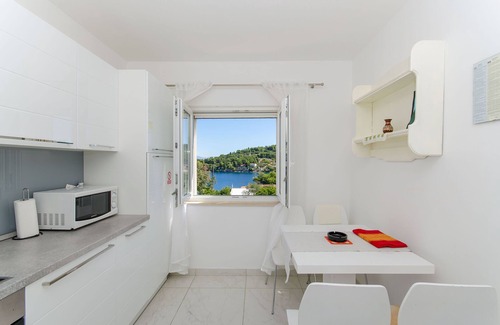 Rogac Apartment | Apartment Jakov (10721-A1) - Rogac - island Solta