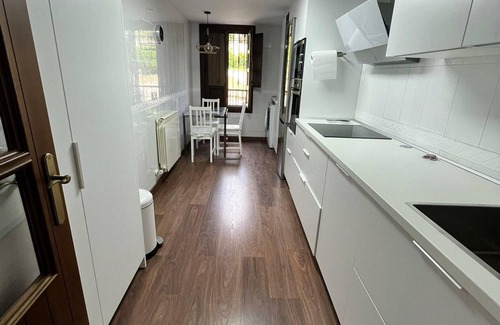 Badaguas Apartment | Apartment Jaca, 2 bedrooms, 7 persons