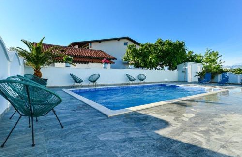 Nin Apartment | Apartment Jadran-2 by Interhome