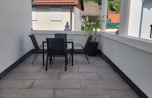Schonau Apartment | Apartment Jasmin in Schönau in the Odenwald near Heidelberg