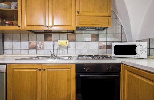 Molina di Ledro Apartment | Apartment "Jasmine" close to the Lake with Mountain Views