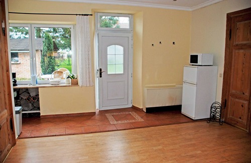 Ralswiek Apartment | Apartment Jasmund with fireplace - apartments in the manor house Gnies