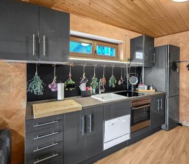 Gunterfurst Apartment | Apartment Joelle mit Sauna, Schwimmteich und Gym