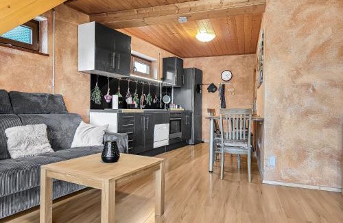 Gunterfurst Apartment | Apartment Joelle mit Sauna, Schwimmteich und Gym
