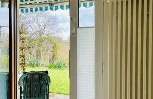 Niedershausen Apartment | Apartment 'Johanna' with Shared Terrace and Wi-Fi