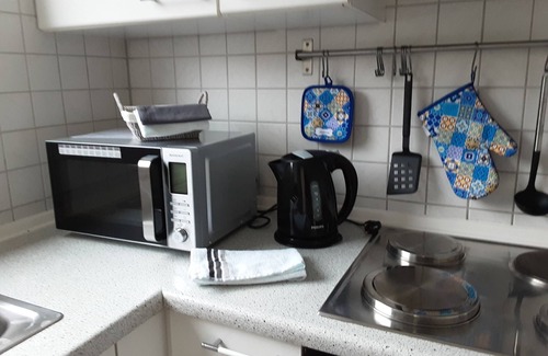 Heidenheim an der Brenz Apartment | Apartment 'Josi' with Private Terrace, Shared Garden and Wi-Fi