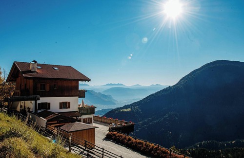 Foiana Apartment | Apartment 'Judith - Gallhof' with Mountain View, Private Terrace and Wi-Fi