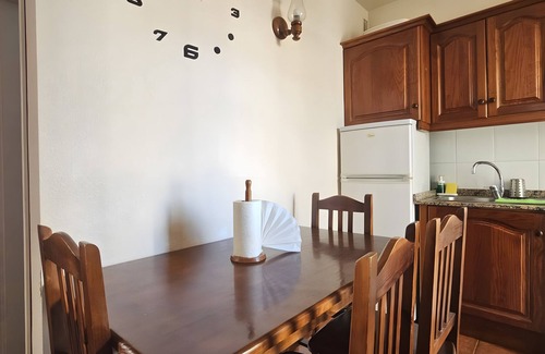Playa de Santiago Apartment | Apartment 'Judith's Oasis' with Sea View, Shared Pool and Wi-Fi