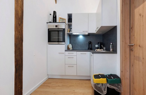 Lohe-Rickelshof Apartment | Apartment 'Junge 1' with Wi-Fi