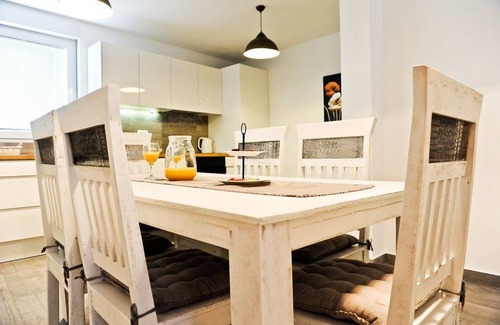 Petrcane Apartment | Apartment Juraj 4+2-spacious apartment 50m from the sea
