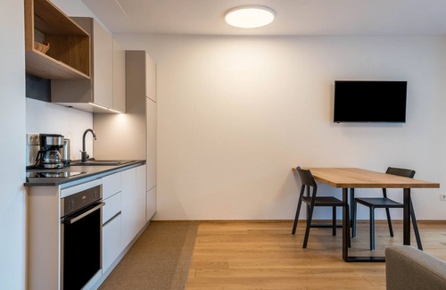 Tramin Apartment | Apartment "Karin - Merlot" with Shared Terrace & Wi-Fi