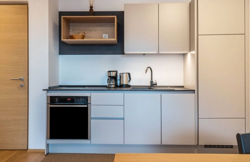 Tramin Apartment | Apartment "Karin - Merlot" with Shared Terrace & Wi-Fi