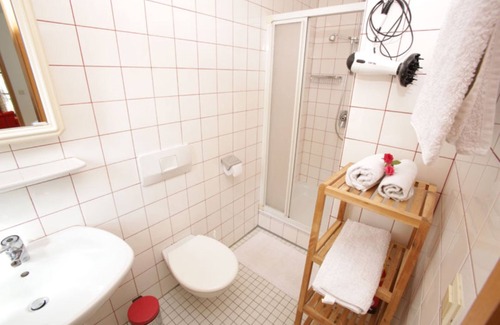 Waging am See Apartment | Apartment 'Kauderer - Wohnung 1' with Private Terrace, Shared Garden and Wi-Fi