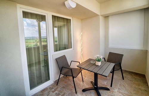 Bacau Apartment | Apartment Kenya
