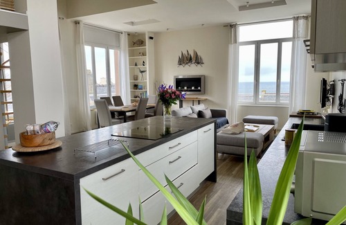Le Conquet Apartment | Apartment Kereon - 180-degree sea view!