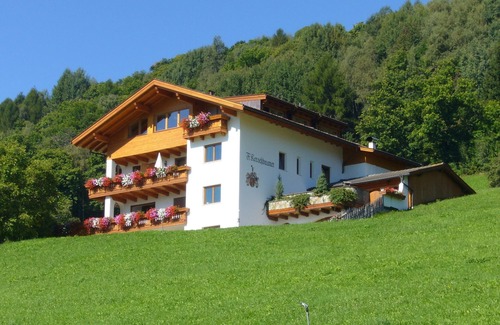 Feldthurns Apartment | Apartment Kerschbaumer - chestnut view for 2 people