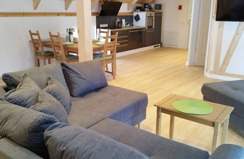 Forst Apartment | Apartment 'Kleine Auszeit 1' with Private Terrace and Wi-Fi