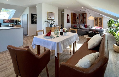 Ohningen Apartment | Apartment 'Klosterblick' with Balcony and Wi-Fi
