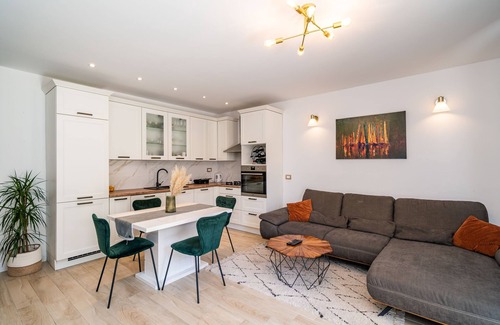 Rozat Apartment | Apartment Koko - Two Bedroom with Terrace