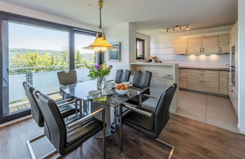 Gaienhofen Apartment | Apartment Konrad with partial lake view for 2-4 persons