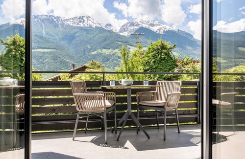 Silandro Apartment | Apartment 'Kortscherhof Apt Typ 4' with Mountain View, Shared Garden and Wi-Fi