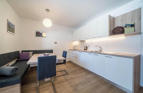 Avelengo Apartment | Apartment "Kratzberg" near Skiing Area with Forest View, Wi-Fi, Balcony & Shared Garden