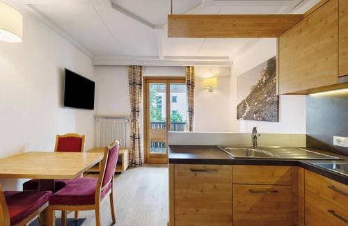 Valdaora di Mezzo Apartment | Apartment "Kriendl Nr 2" with Mountain View, Private Terrace & Wi-Fi