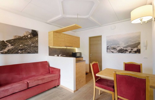 Valdaora di Mezzo Apartment | Apartment "Kriendl Nr 2" with Mountain View, Private Terrace & Wi-Fi