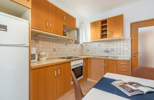 Spadici Apartment | Apartment Kristina II with Balcony