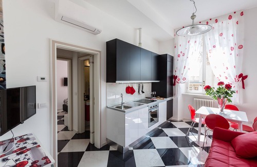 Grottammare Apartment | Apartment L'Ancora. Beautiful, on the sea, in the center!