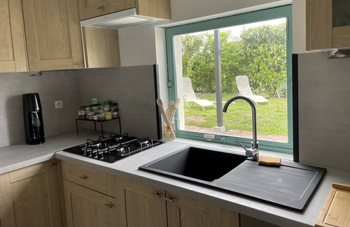 Saumur Val de Loire Apartment | Apartment 'La Détente' with Private Terrace, Private Garden and Wi-Fi