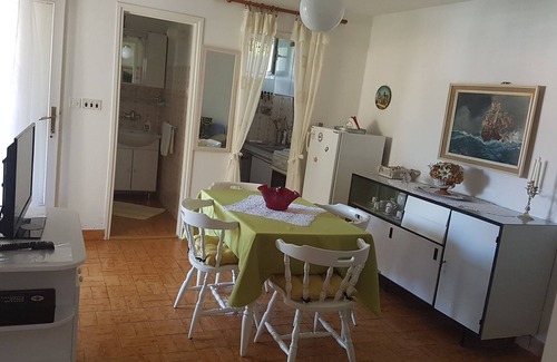 Vrboska Apartment | Apartment Lidija (36611-A1) - Vrboska - island Hvar