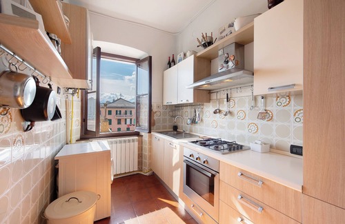 Pegli Apartment | Apartment 'La Casa Di Zio Paolo' with Wi-Fi