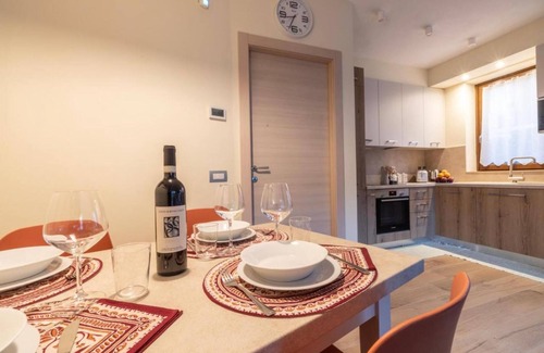 Chiavenna Apartment | Apartment 'La Casa Sul Fiume' with Mountain View, Wi-Fi and Air Conditioning