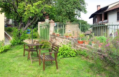 Montafia Apartment | Apartment La Cuccagna di Don Bosco (MTF171) in Montafia - 7 persons, 2 bedrooms