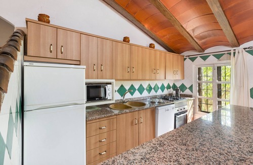 Mazuza House | Apartment 'La Mata Ill' with Mountain View, Shared Pool and Wi-Fi
