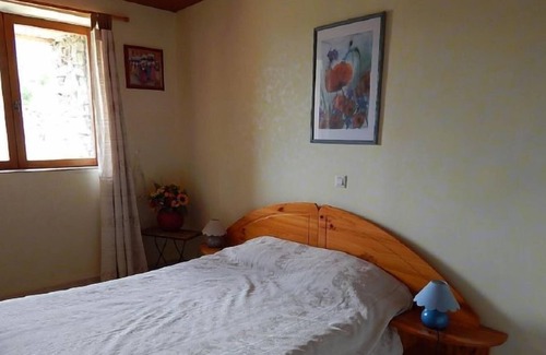 Chateauroux-les-Alpes Apartment | Apartment La Ferme des Ecrins in Embrun - 6 persons, 3 bedrooms