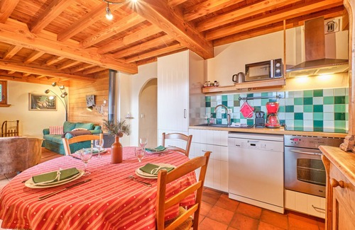 Villard-Reculas Apartment | Apartment 'La Forêt' with Mountain View, Balcony and Wi-Fi