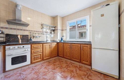 Aldover Apartment | Apartment "La Garrofera" with Private Terrace & Wi-Fi