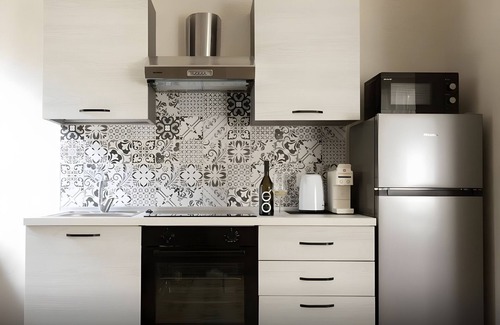 Mossa Apartment | Apartment 'La Ginestra - Sauvignon' with Private Terrace, Wi-Fi and Air Conditioning