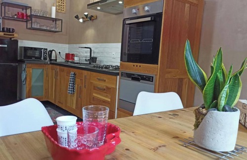 Bonneville Apartment | Apartment 'La Lisière T2' with Mountain View, Shared Garden and Wi-Fi