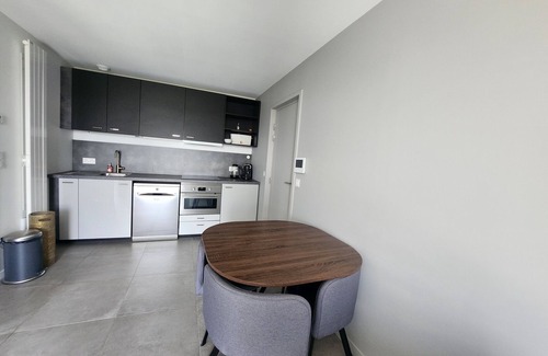 Rodez Apartment | Apartment La Luz Equinoxe 5 minutes from Rodez city center. Quiet and close by!